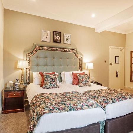 The Wynnstay Hotel, Oswestry, Shropshire Exteriér fotografie