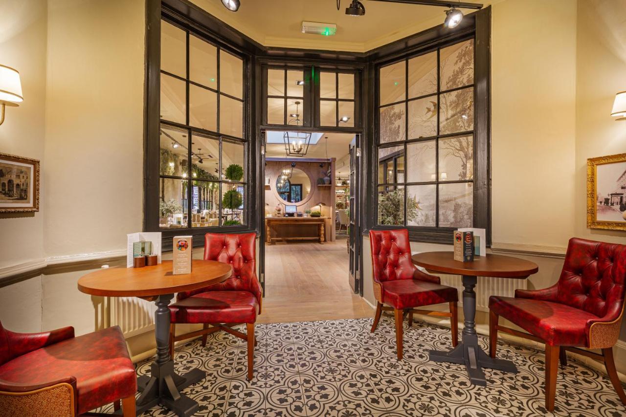 The Wynnstay Hotel, Oswestry, Shropshire Exteriér fotografie