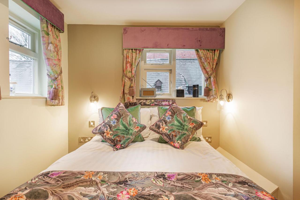 The Wynnstay Hotel, Oswestry, Shropshire Exteriér fotografie