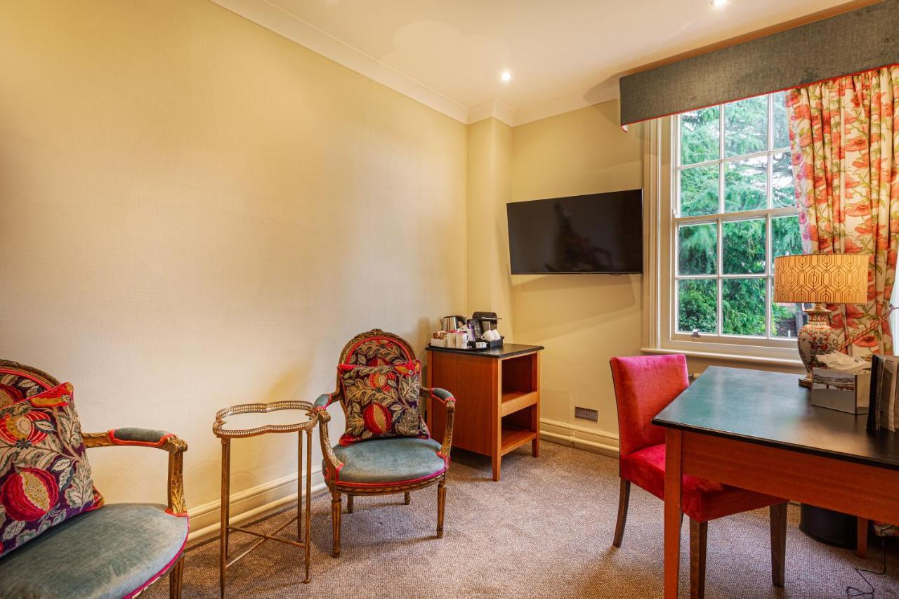 The Wynnstay Hotel, Oswestry, Shropshire Exteriér fotografie
