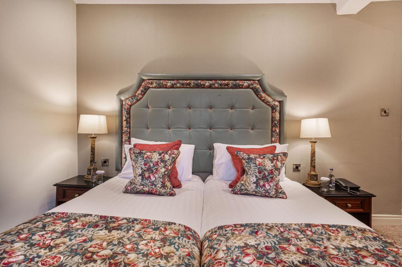 The Wynnstay Hotel, Oswestry, Shropshire Exteriér fotografie