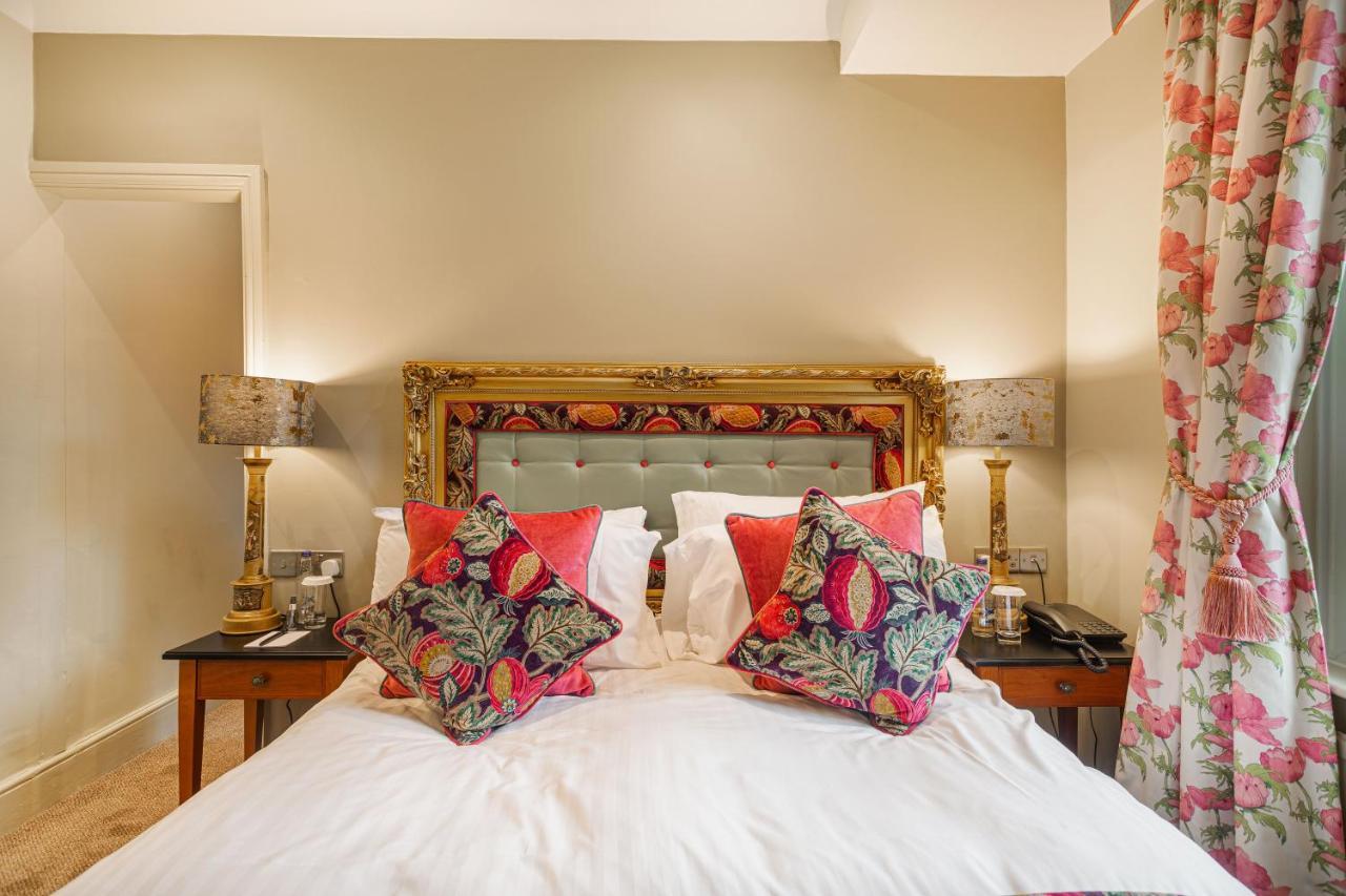 The Wynnstay Hotel, Oswestry, Shropshire Exteriér fotografie