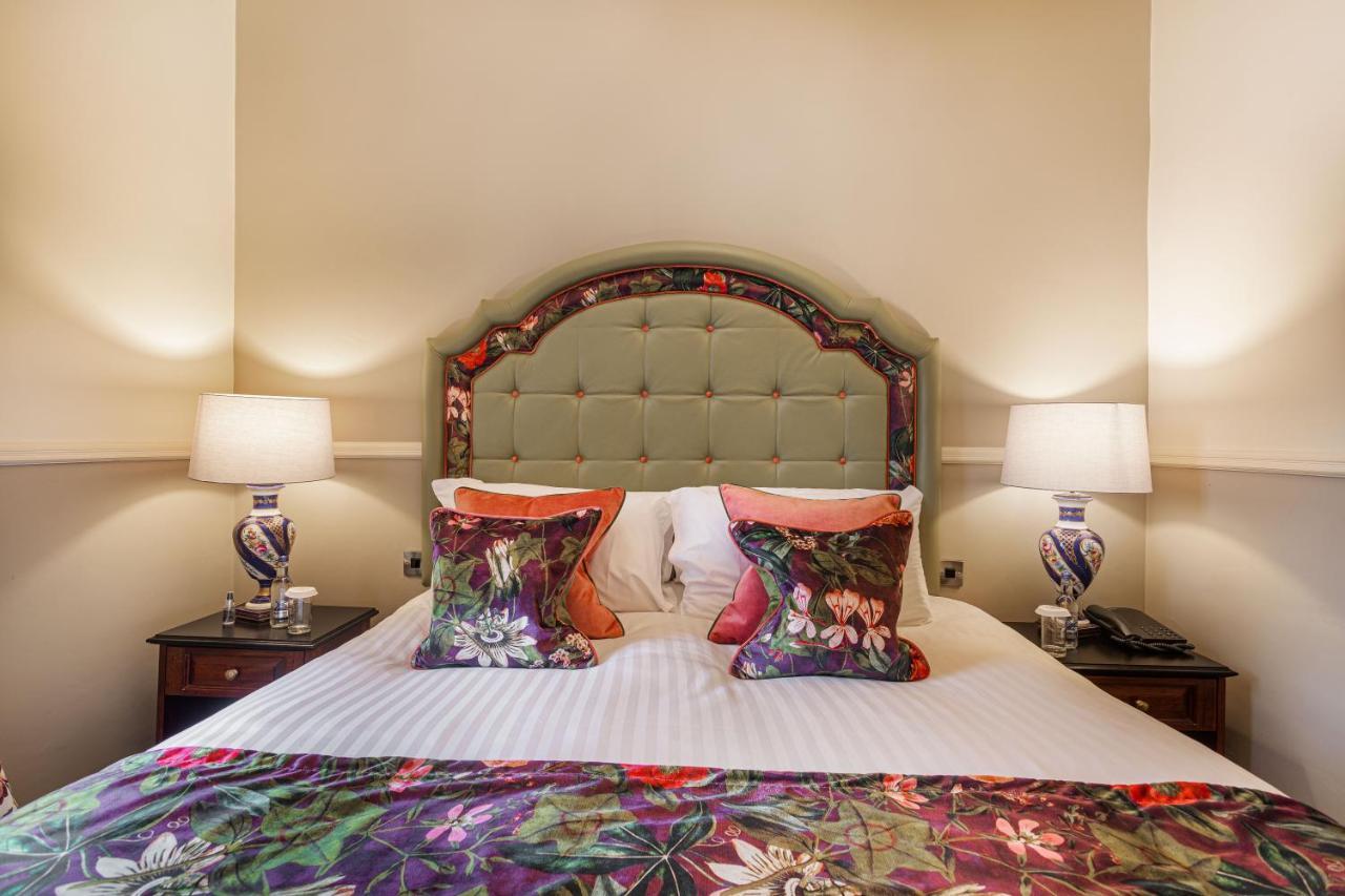 The Wynnstay Hotel, Oswestry, Shropshire Exteriér fotografie