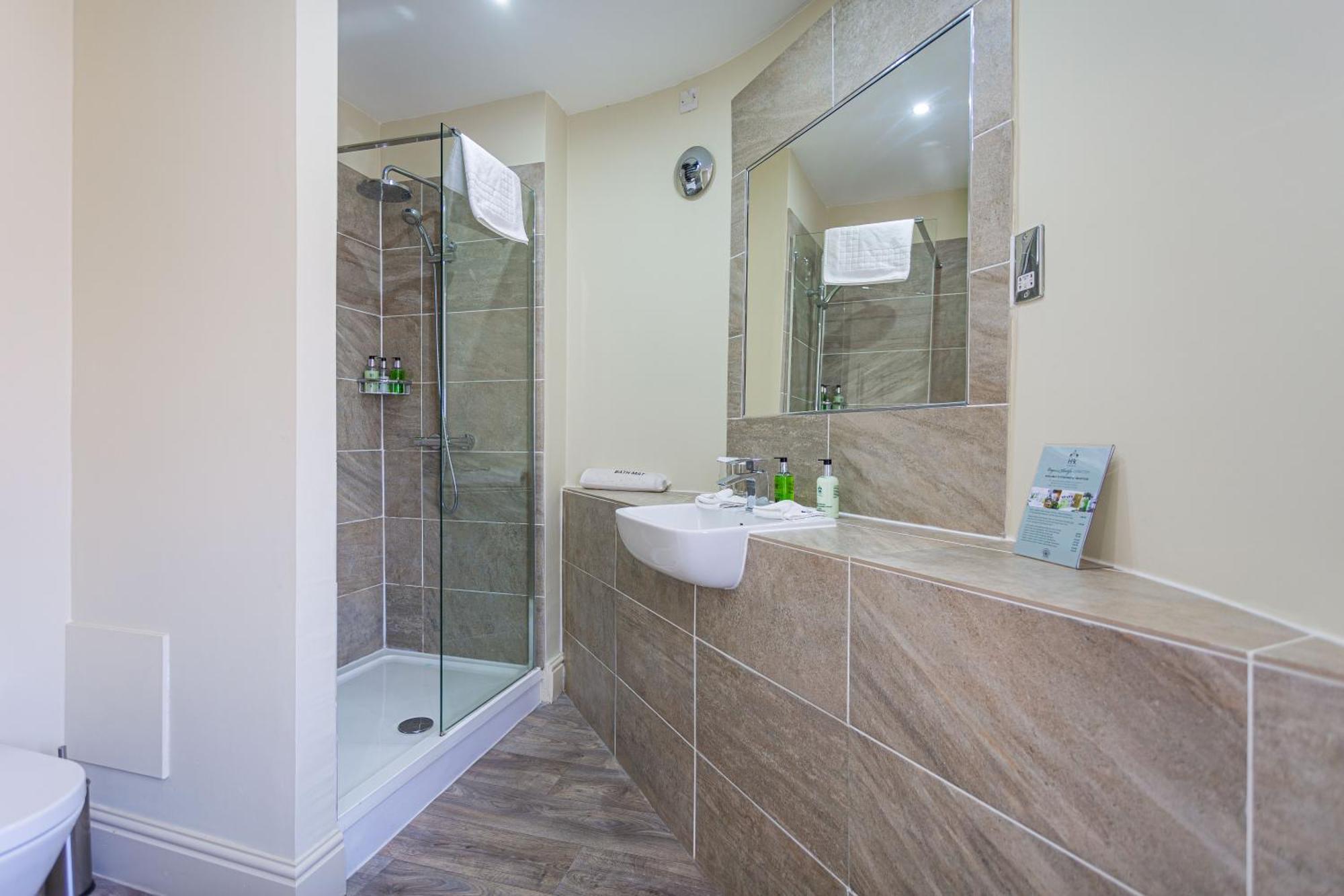 The Wynnstay Hotel, Oswestry, Shropshire Exteriér fotografie