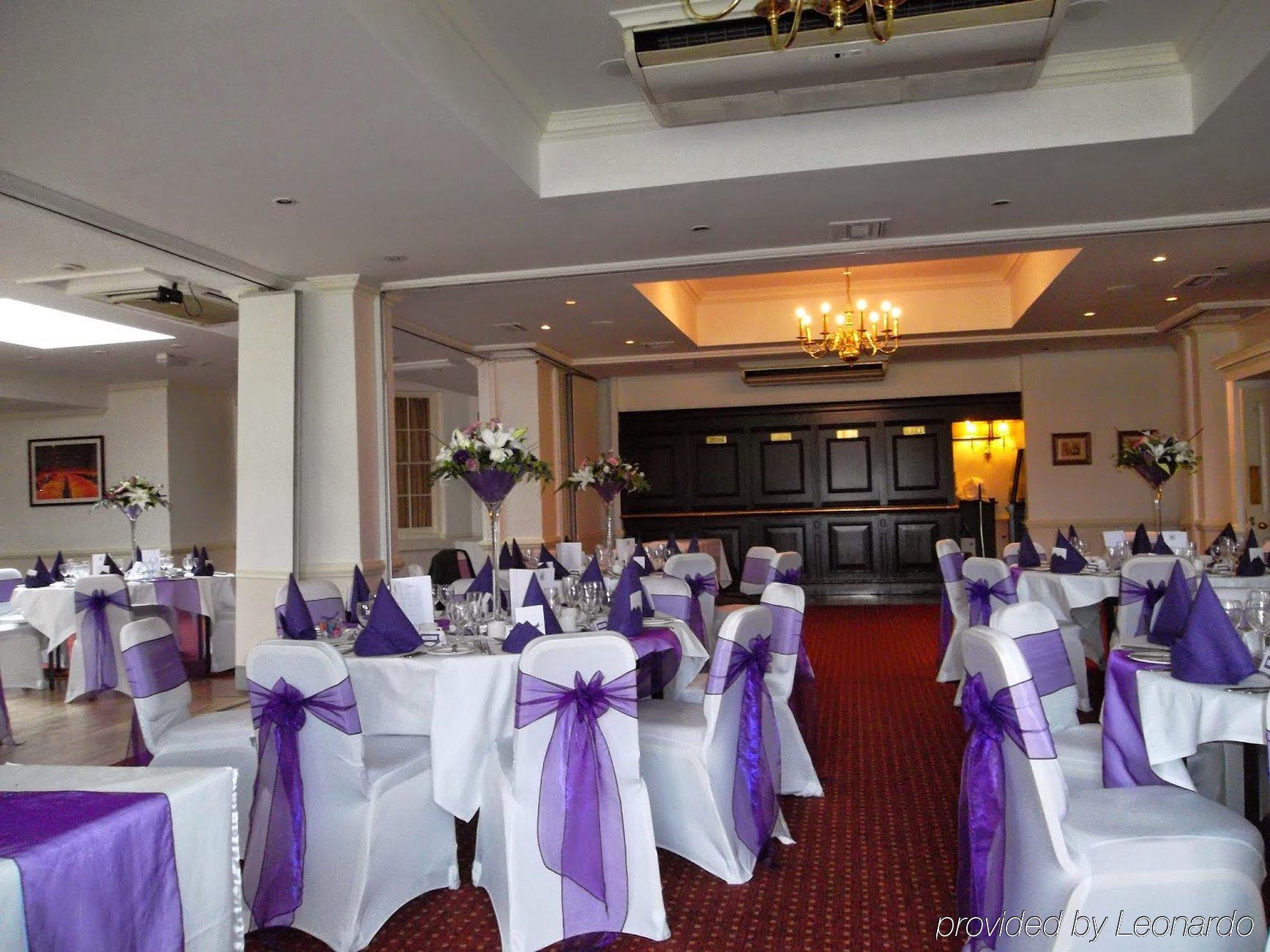 The Wynnstay Hotel, Oswestry, Shropshire Exteriér fotografie